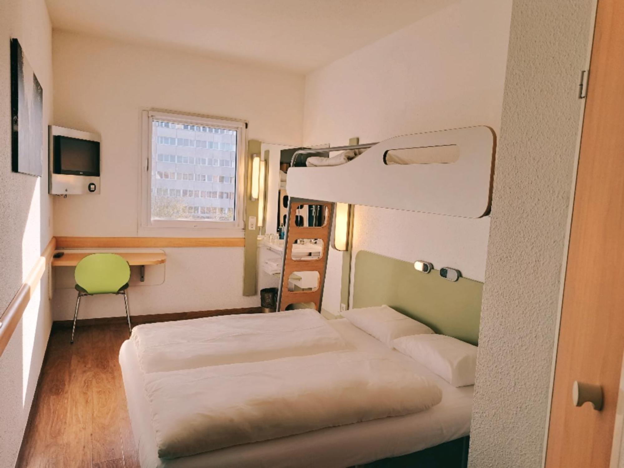 Ibis Budget Berlin Ost Extérieur photo